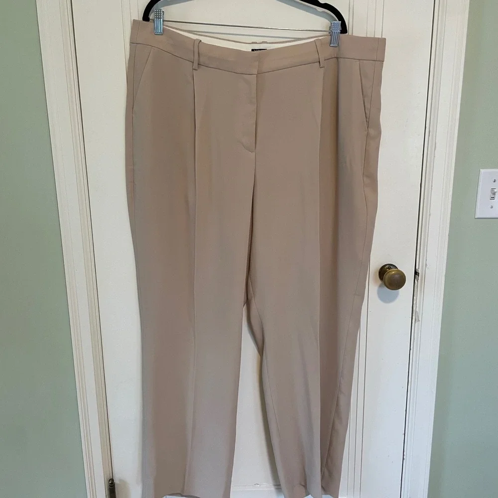 NWT J.Crew Essential Pant Khaki Tan High Rise Pleated Straight Leg Plus Size 20 - Picture 7 of 9